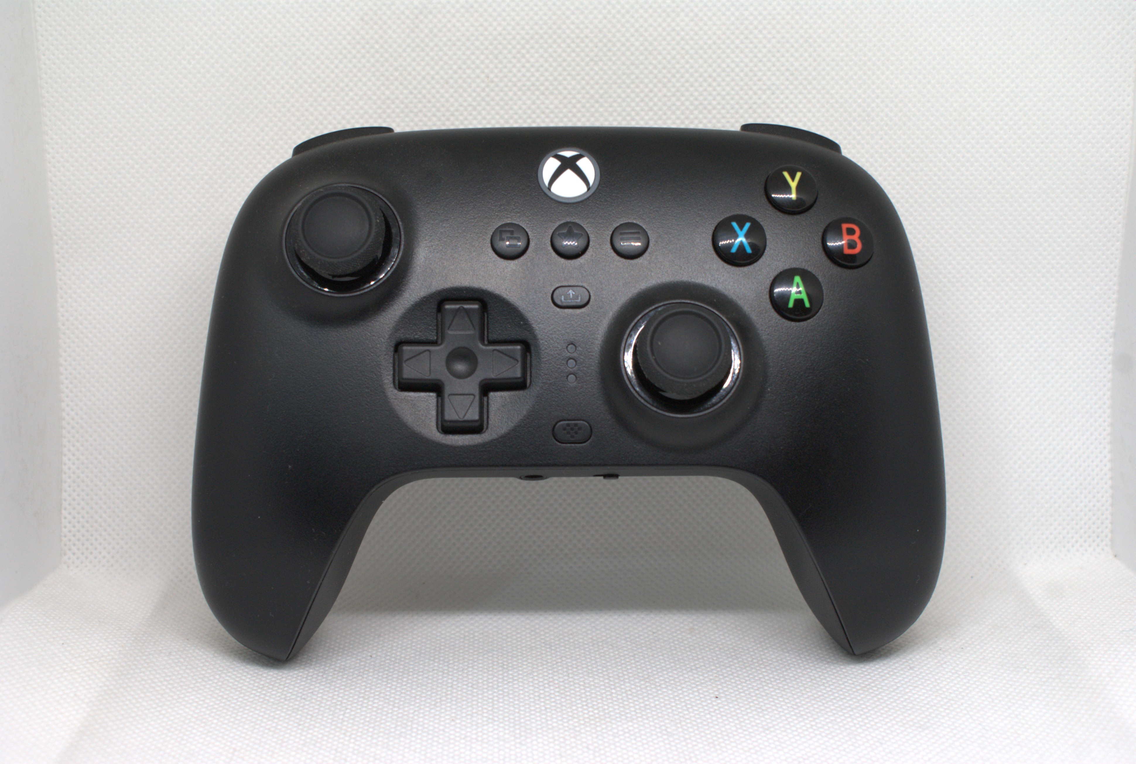 8BitDo Ultimate 3-Mode - Front